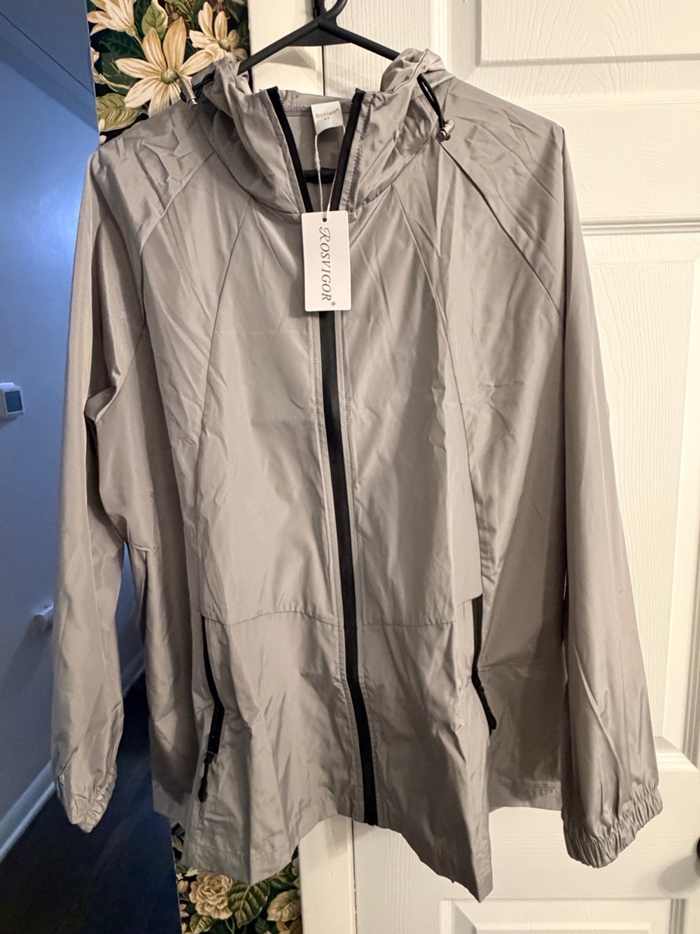 Rosvigor Women's Hooded Rain Jacket XL NWT Taupe Gray